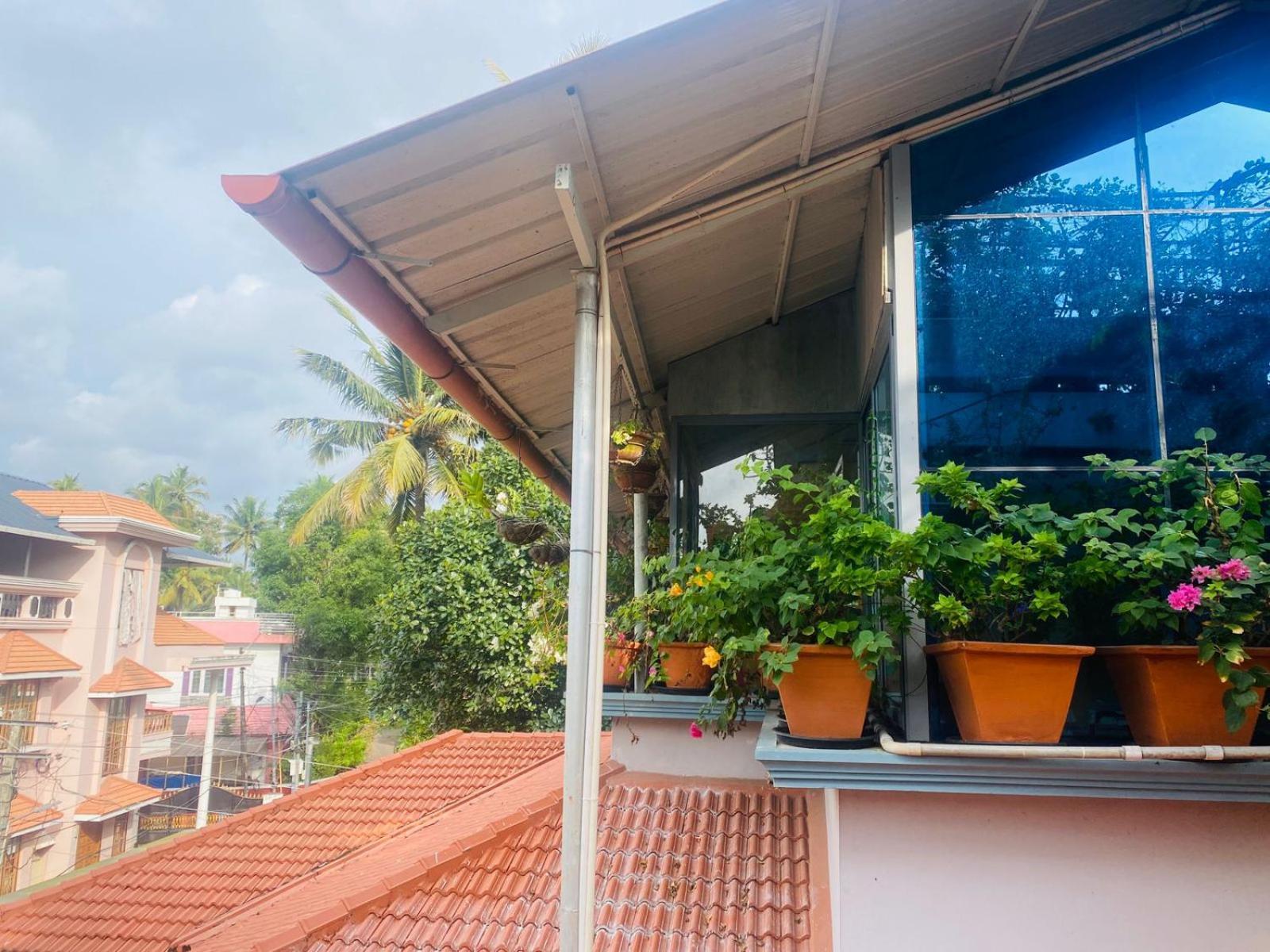 Homestay - Heaven Aumgarden Thiruvananthapuram Exteriör bild